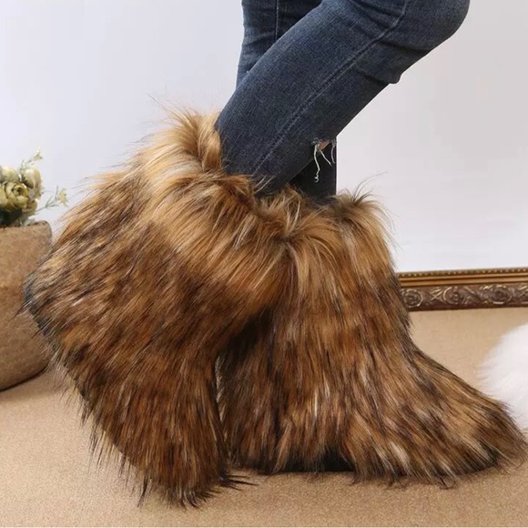 Women’s winter fluffy faux fox far plush warm snow boots luxury footwear girls - Picture 2 of 5